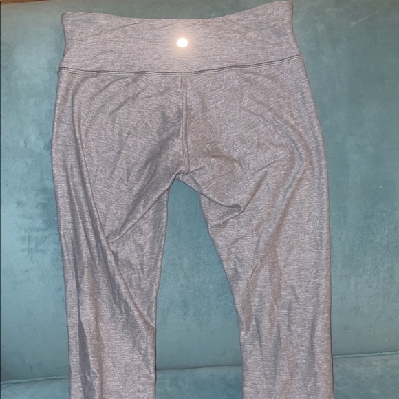 Lululemon Wunder Under Grey Crop Leggings size 4 - Picture 5 of 6